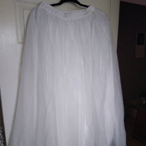 Omelas Womens Floor Length Tulle Skirt